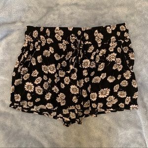 Flowy shorts